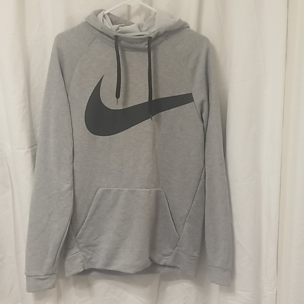 Gray nike sweatshirt
